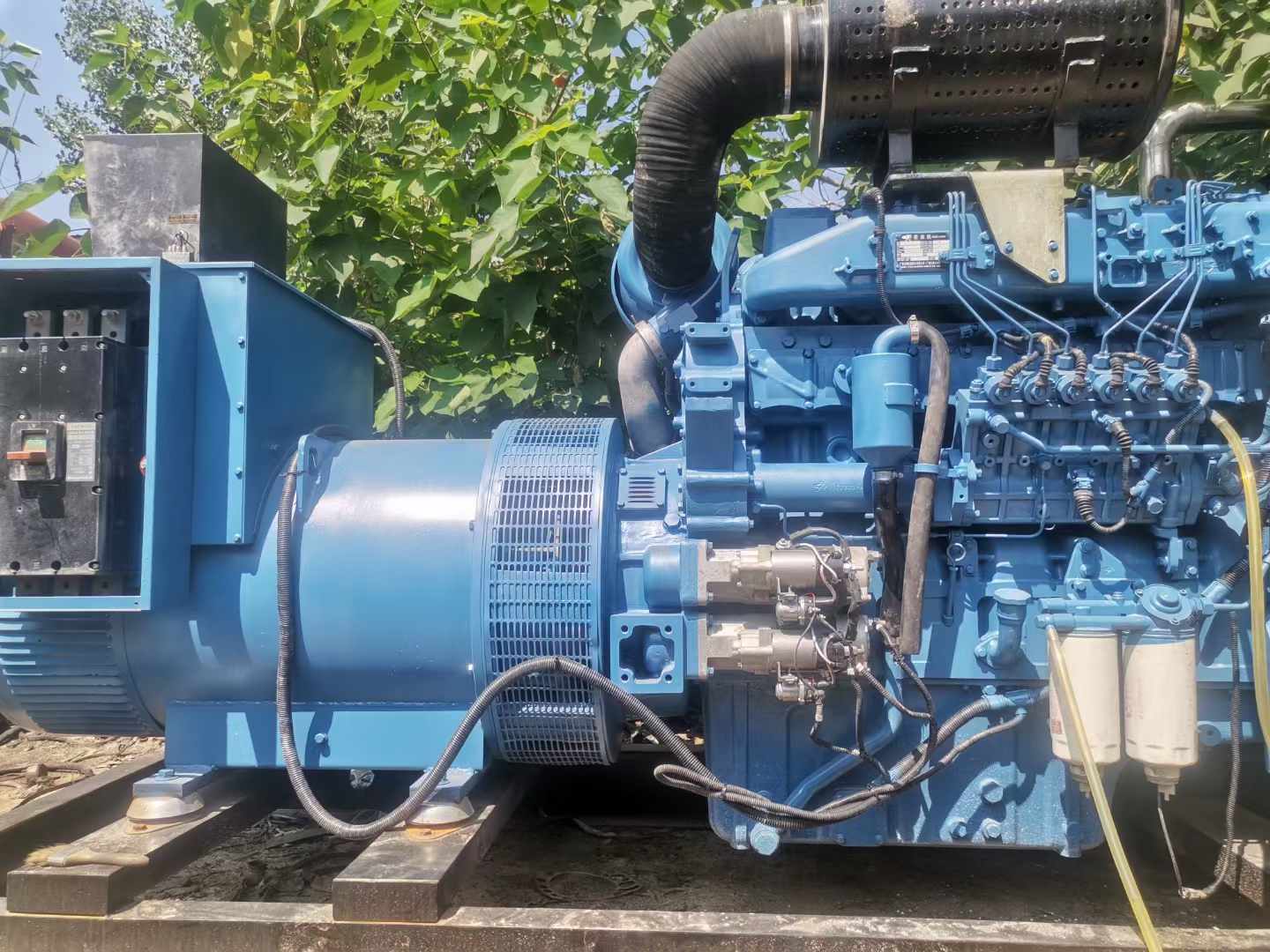 永川详细说明降低 800kW 柴油发电机输出电流波动的方法